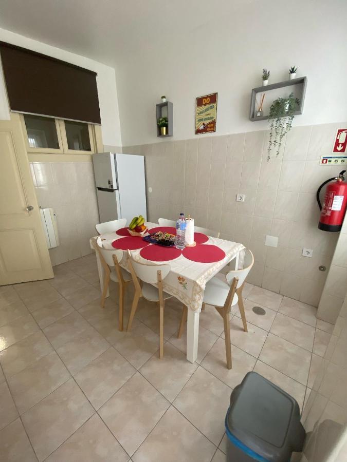 Ferienwohnung Pedro Surf Shelter Lissabon Exterior foto